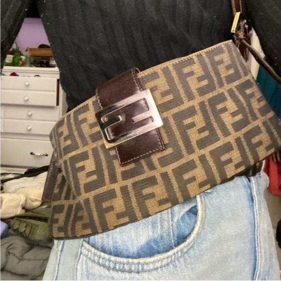 Vintage Fendi Mini Baguette Zucca Shoulder Bag - Picture 2 of 16